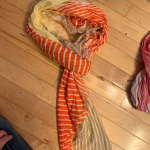 Old navy scarf